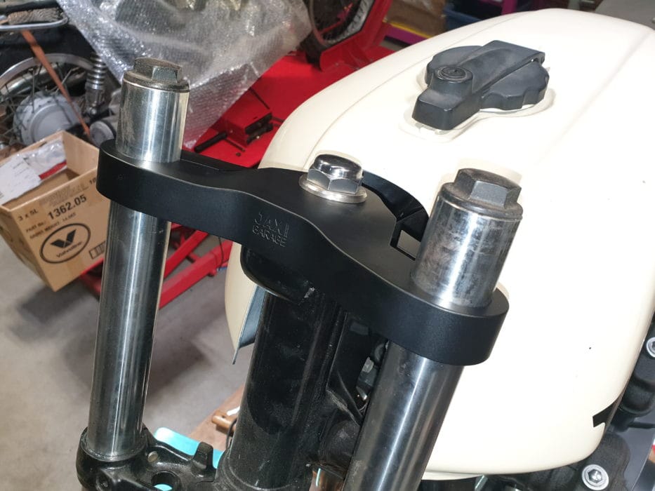 HONDA CB750 F Top Triple Replacement Clamp - 6 Series - Image 5